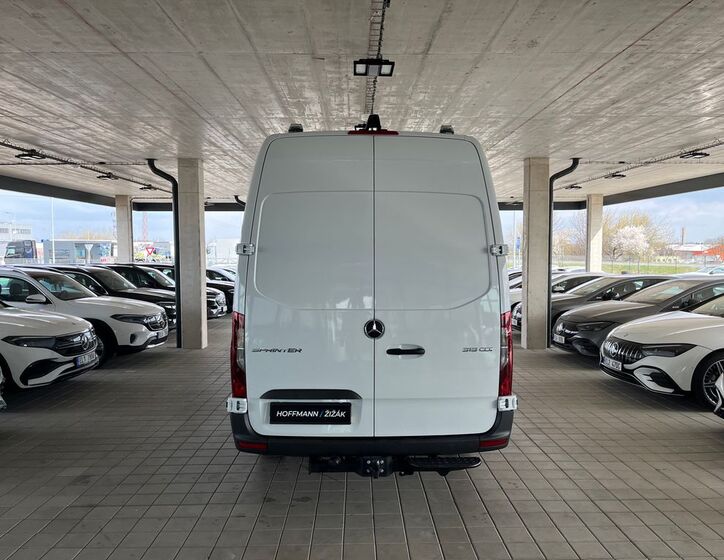 Mercedes-Benz Sprinter 6