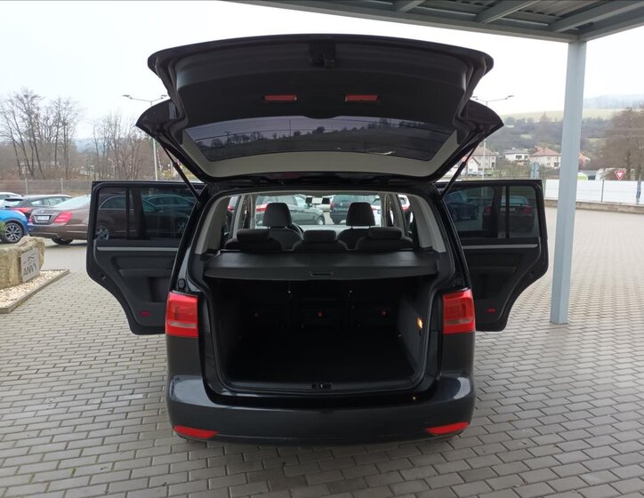 Volkswagen Touran MPV 1,4 l 103 kw