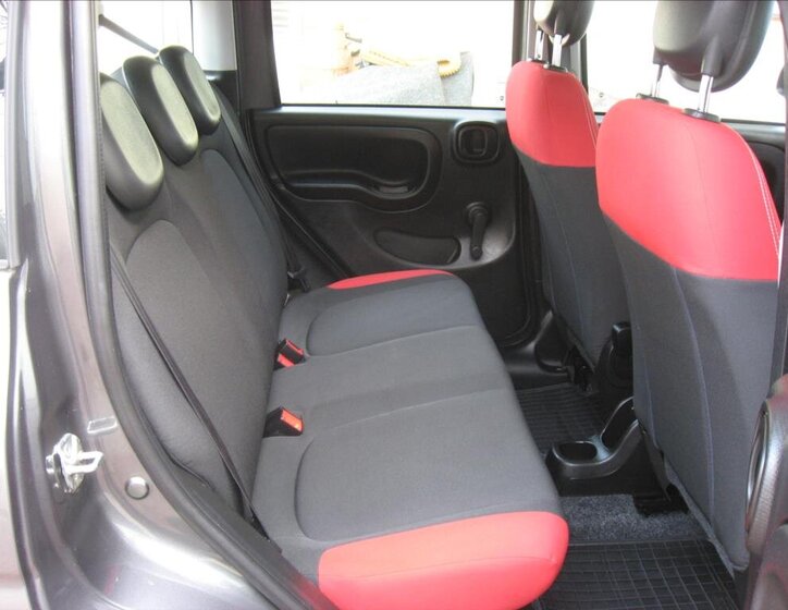 Fiat Panda Hatchback 875,0 63 kw