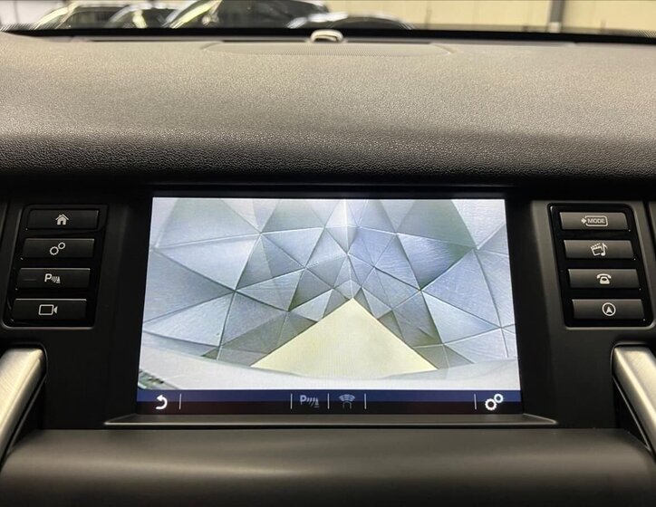 Land Rover Discovery SUV / Terénní 2,0 l 132 kw