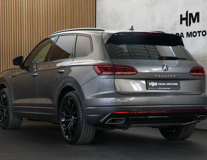 Volkswagen Touareg 2