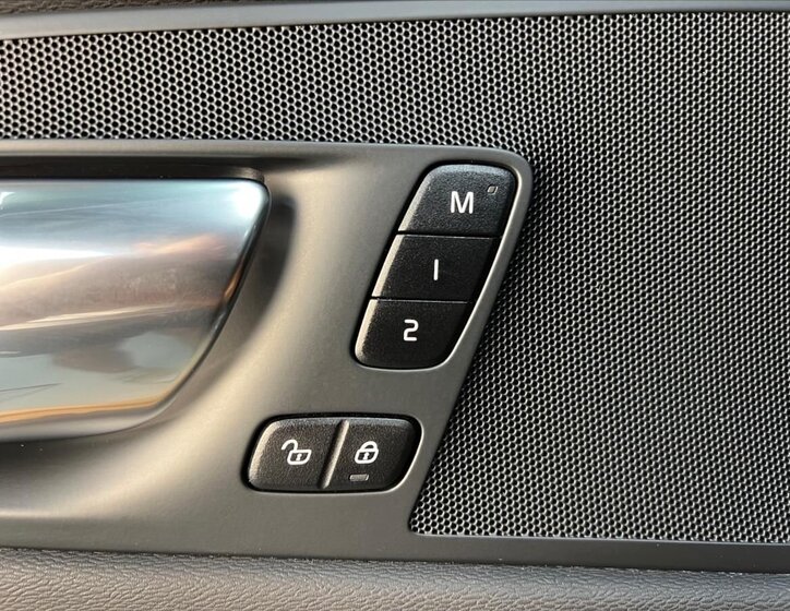 Volvo XC60 SUV 2,0 l 186 kw