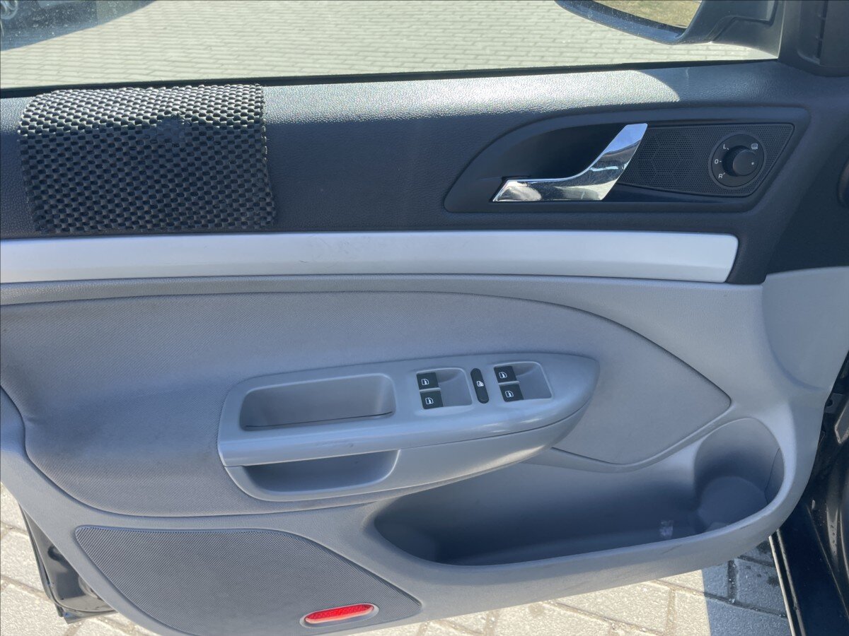 Škoda Octavia Kombi 2,0 l 103 kw