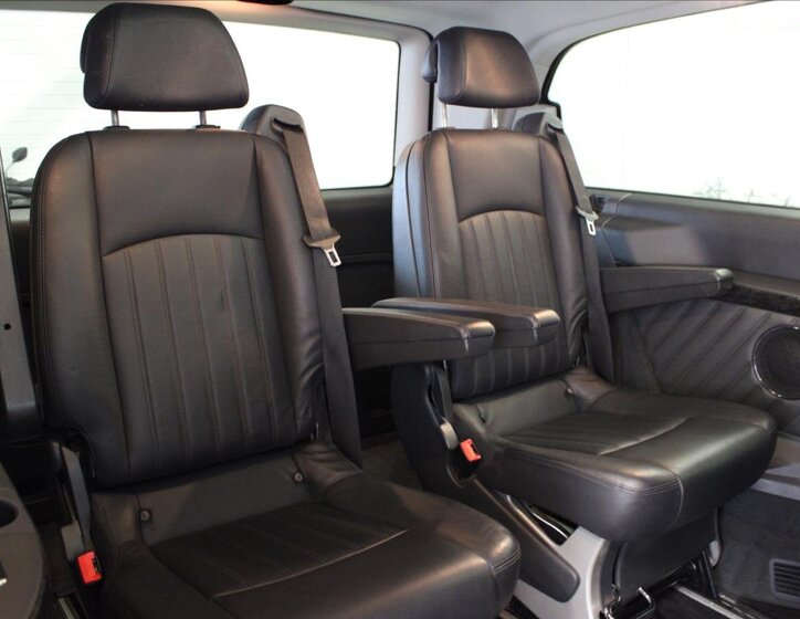 Mercedes-Benz Viano Kombi 3,0 l 165 kw