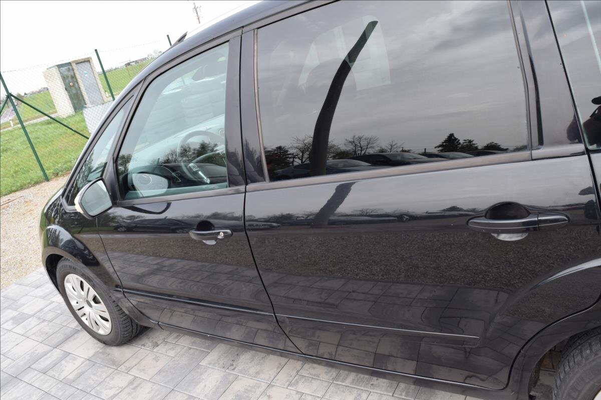 Ford Galaxy MPV 2,0 l 103 kw