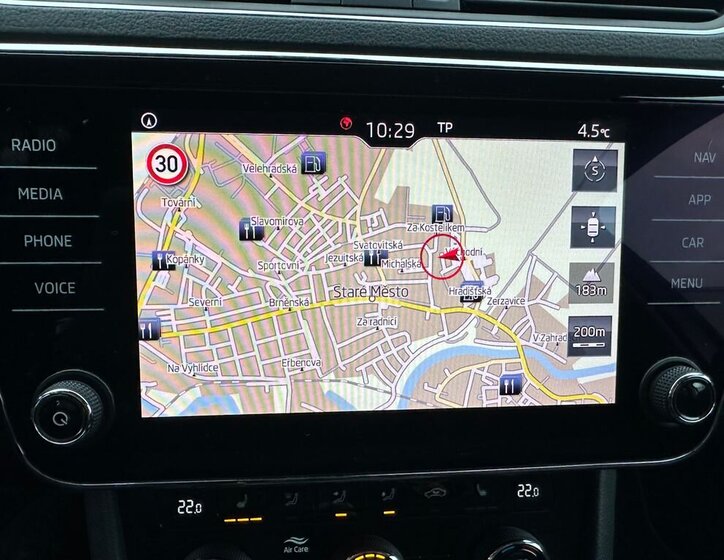 Škoda Superb Kombi 2,0 l 110 kw