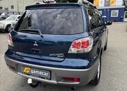 Mitsubishi Outlander 12