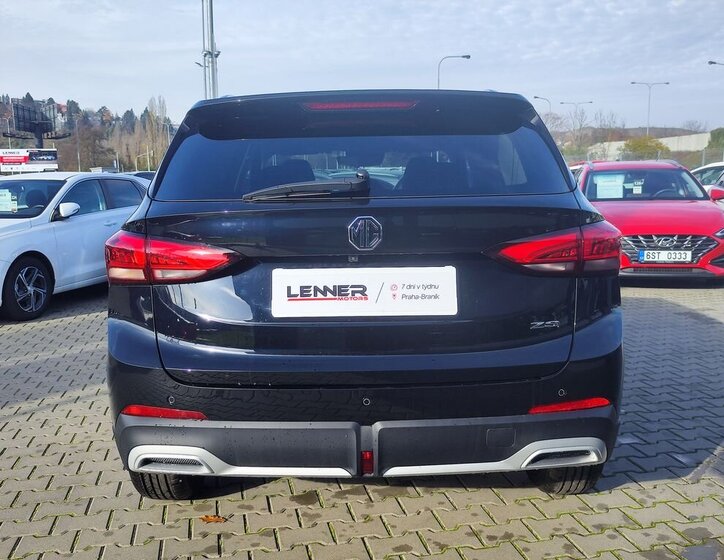 MG ZS 6