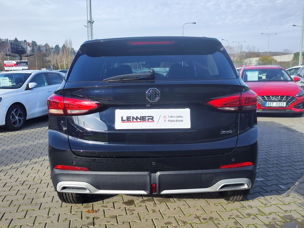 MG ZS