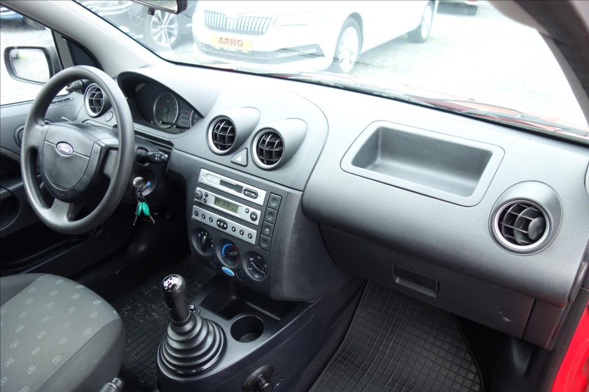 Ford Fiesta Hatchback 1,3 l 51 kw