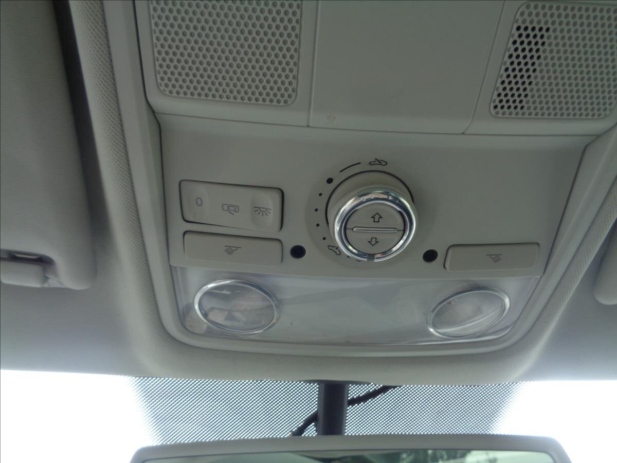 Volkswagen Tiguan Kombi 2,0 l 103 kw