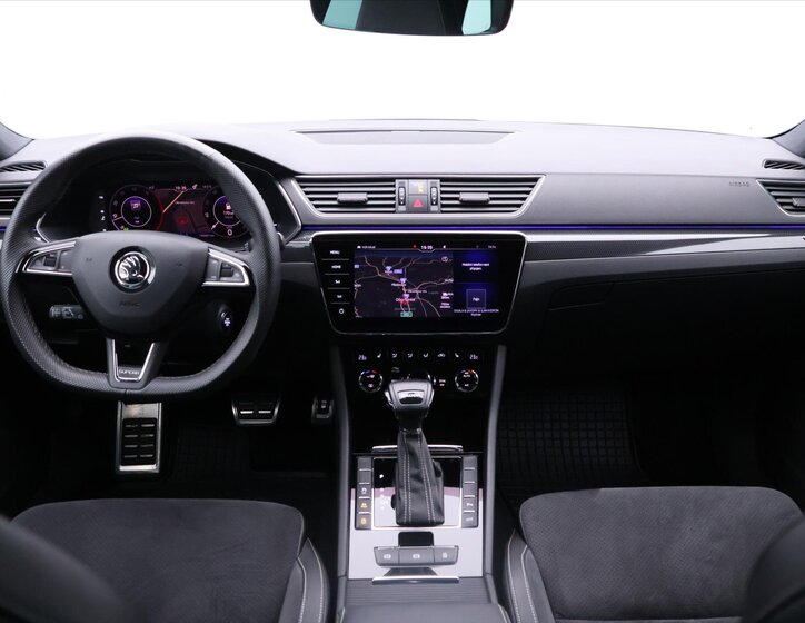 Škoda Superb Kombi 2,0 l 140 kw