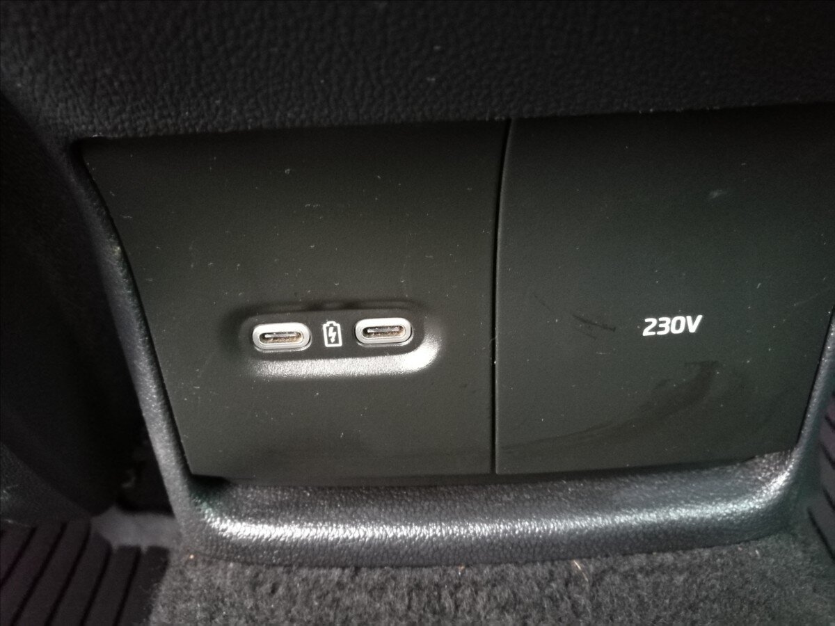 Škoda Octavia Kombi 2,0 l 85 kw