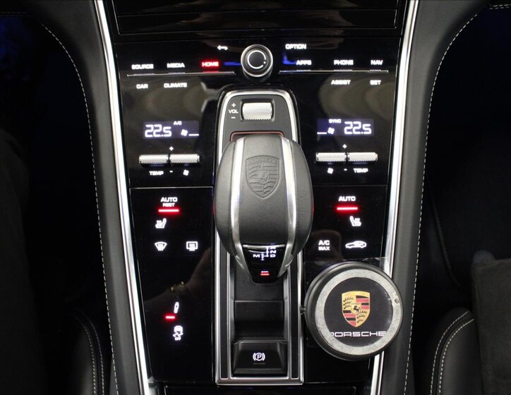 Porsche Panamera Hatchback 4,0 l 368 kw