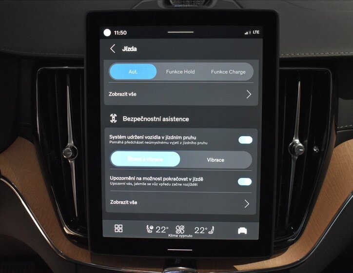 Volvo XC60 SUV / Terénní 2,0 l 257 kw