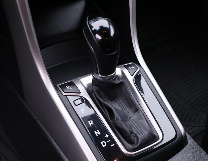 Hyundai i30 Kombi 1,6 l 99 kw