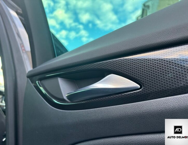 Opel Insignia Kombi 2,0 l 128 kw