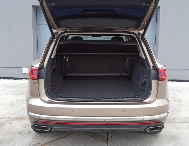 Volkswagen Touareg 9