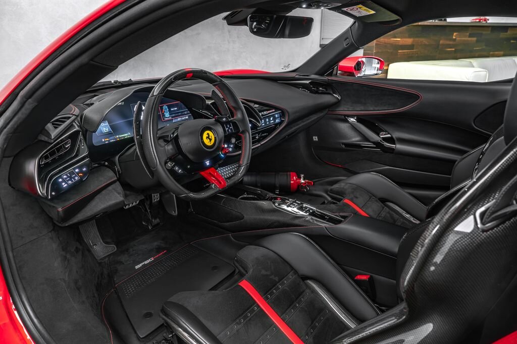 Ferrari SF90 Kupé 4,0 l 574 kw