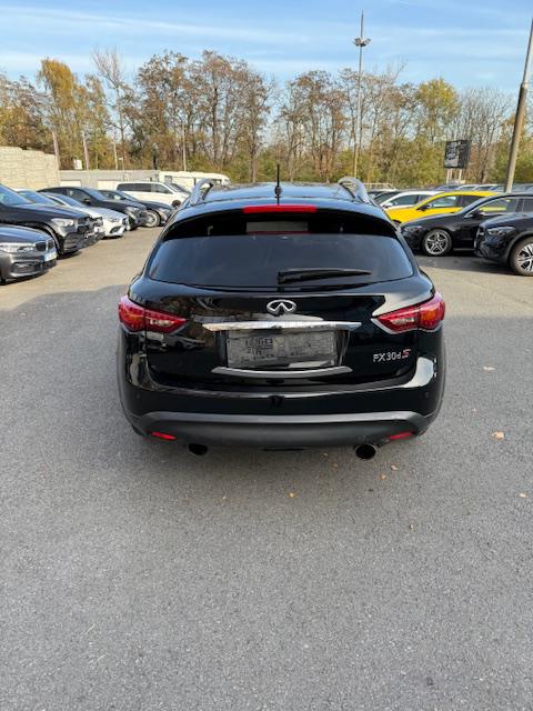 Infiniti FX30