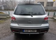 Mitsubishi Outlander Kombi 2,0 l 100 kw