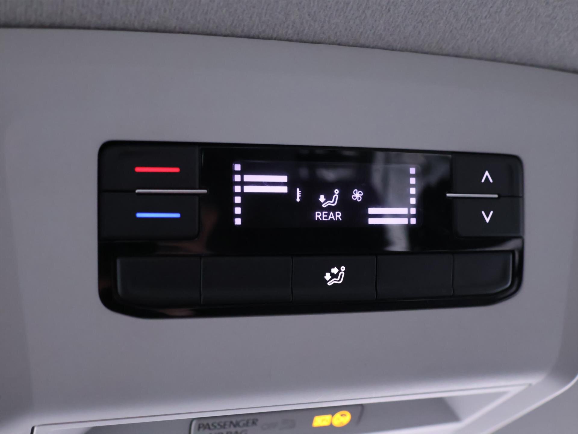 Volkswagen Transporter Kombi 2,0 l 81 kw