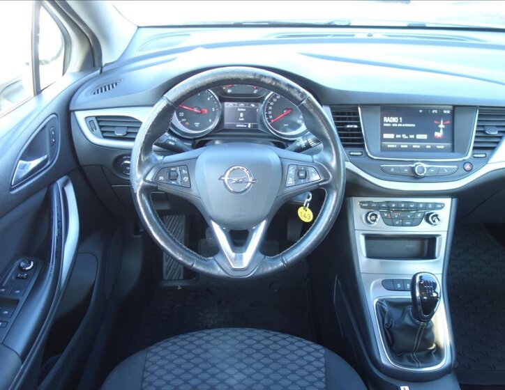 Opel Astra 17