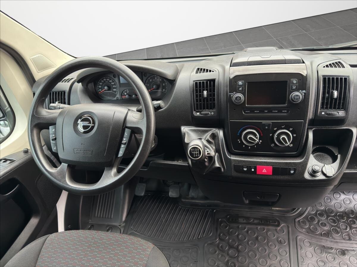 Opel Movano Skříň 2,2 l 103 kw