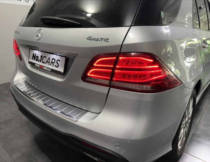 Mercedes-Benz GLE 28