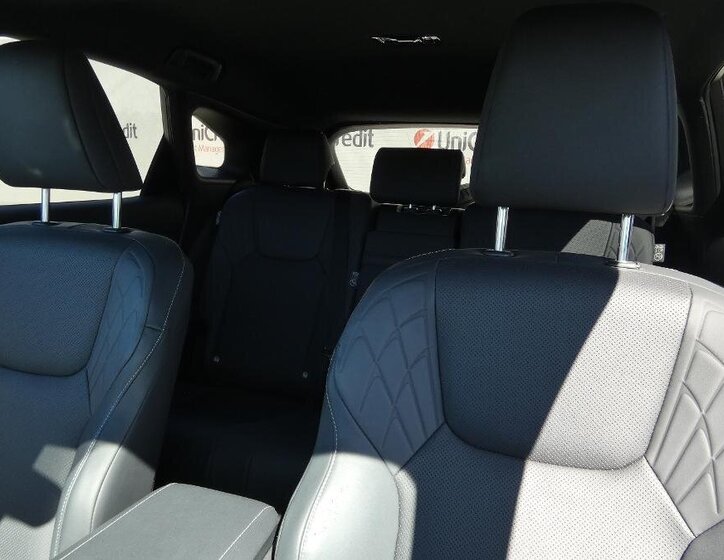 Lexus RX 350h SUV / Terénní 2,5 l 140 kw