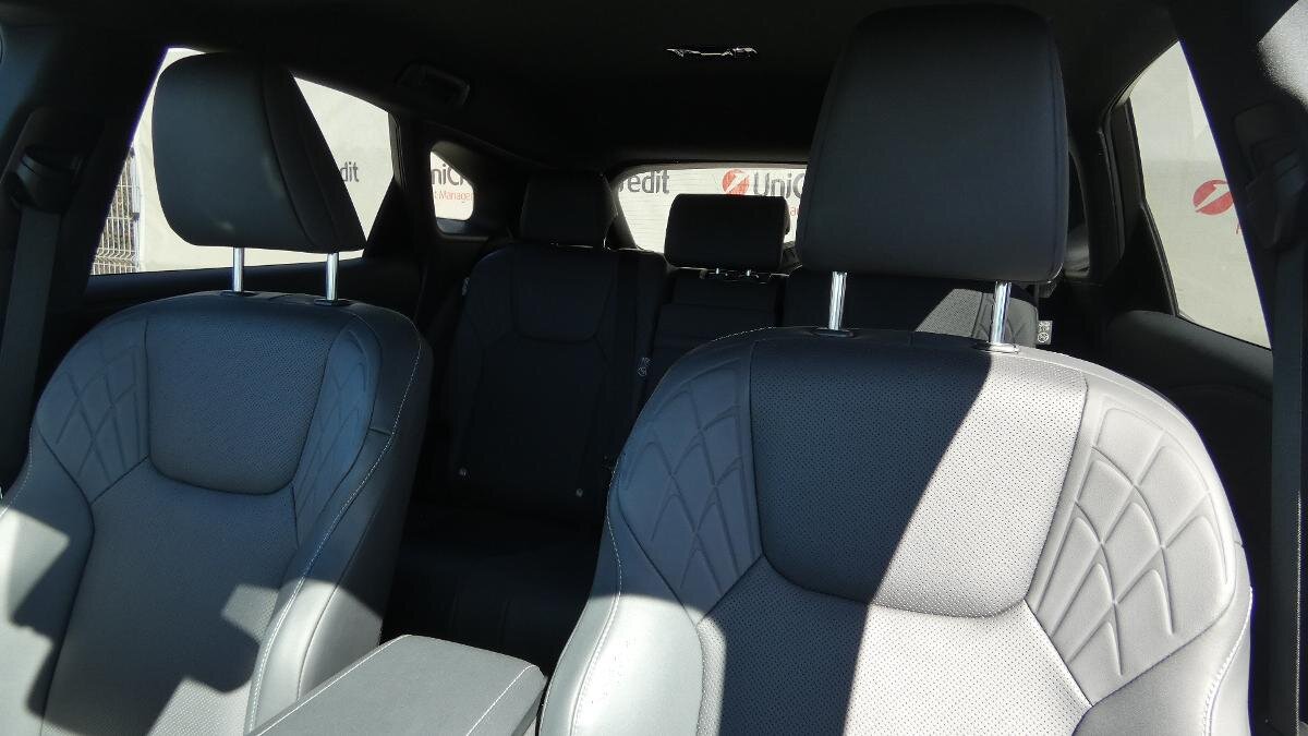 Lexus RX 350h SUV / Terénní 2,5 l 140 kw