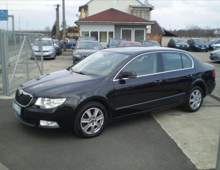 Škoda Superb Sedan 1,4 l 92 kw