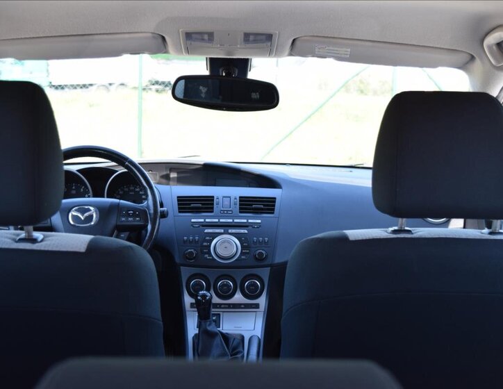 Mazda 3 Hatchback 1,6 l 77 kw