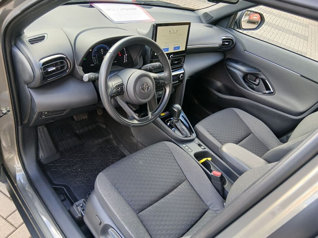 Toyota Yaris Cross SUV 1,5 l 68 kw