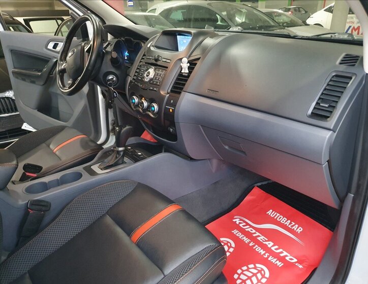 Ford Ranger Ostatní 3,2 l 147 kw