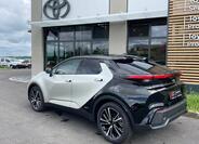 Toyota C-HR 11