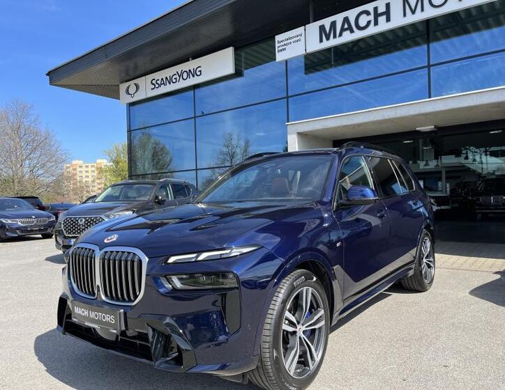 BMW X7 4