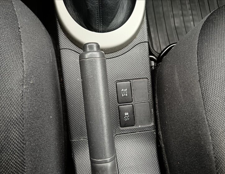 Toyota Urban Cruiser Hatchback 1,4 l 66 kw