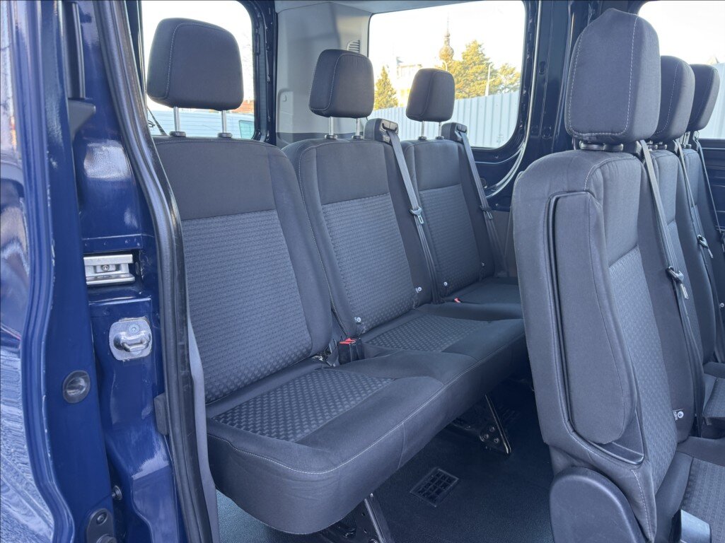 Ford Transit Kombi 2,0 l 96 kw