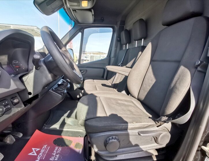 Mercedes-Benz Sprinter Valník 3,0 l 140 kw