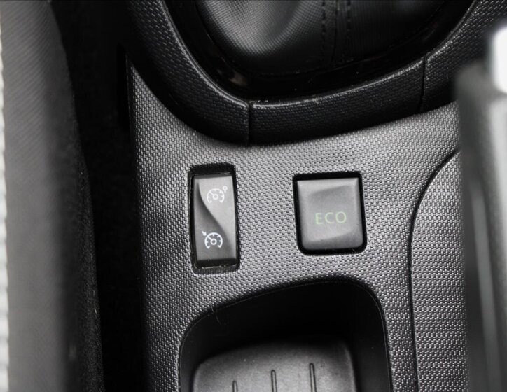 Renault Clio Kombi 898,0 66 kw