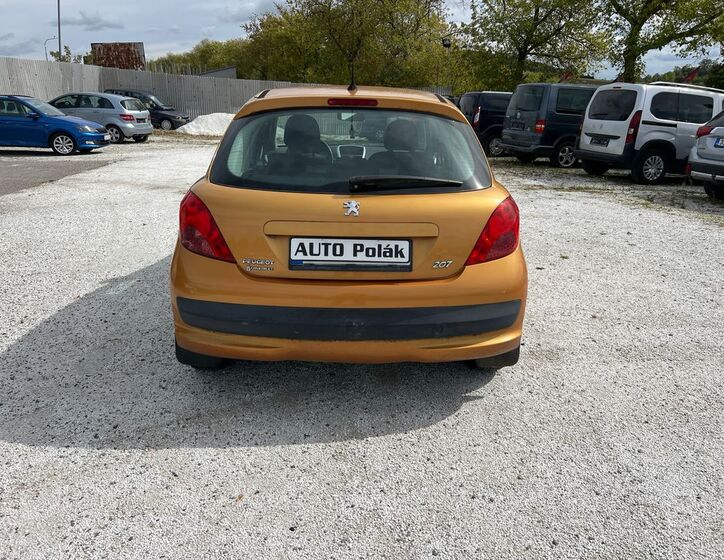 Peugeot 207 12