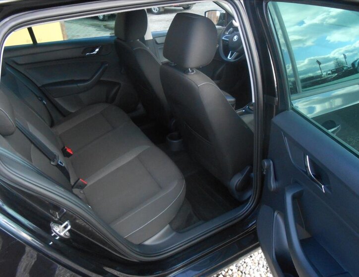 Škoda Rapid Hatchback 1,2 l 77 kw