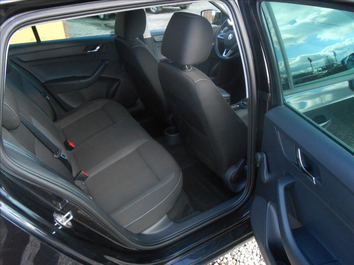 Škoda Rapid Hatchback 1,2 l 77 kw