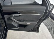 Audi A8 Sedan / Limuzína 3,0 l 210 kw