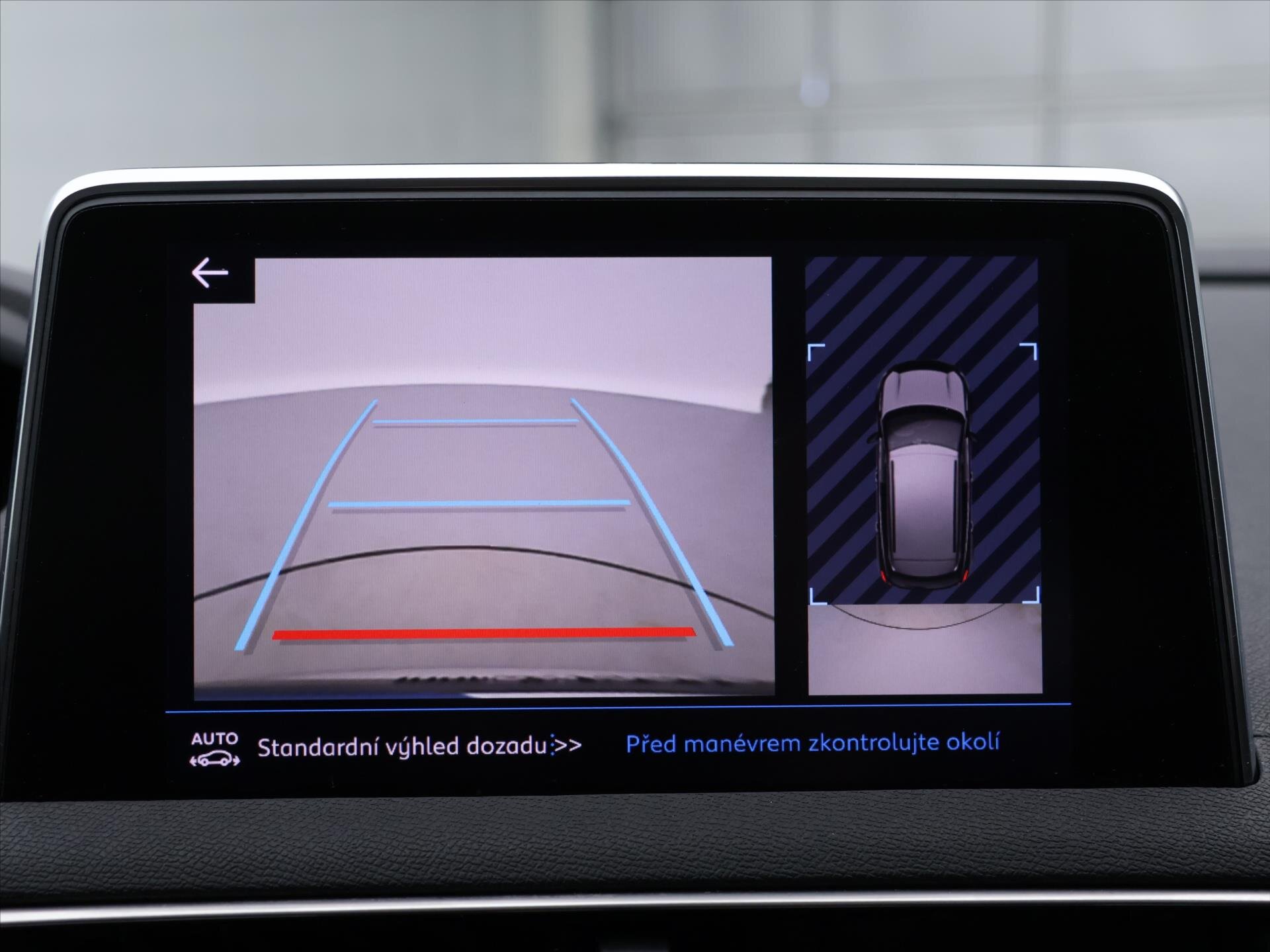 Peugeot 3008 SUV 1,2 l 96 kw