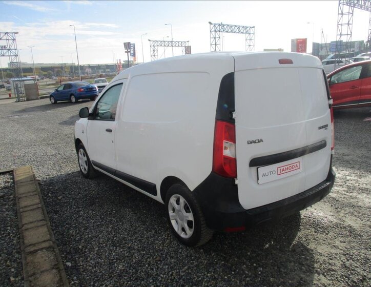 Dacia Dokker 6