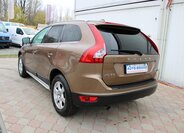Volvo XC60 SUV / Terénní 2,4 l 129 kw