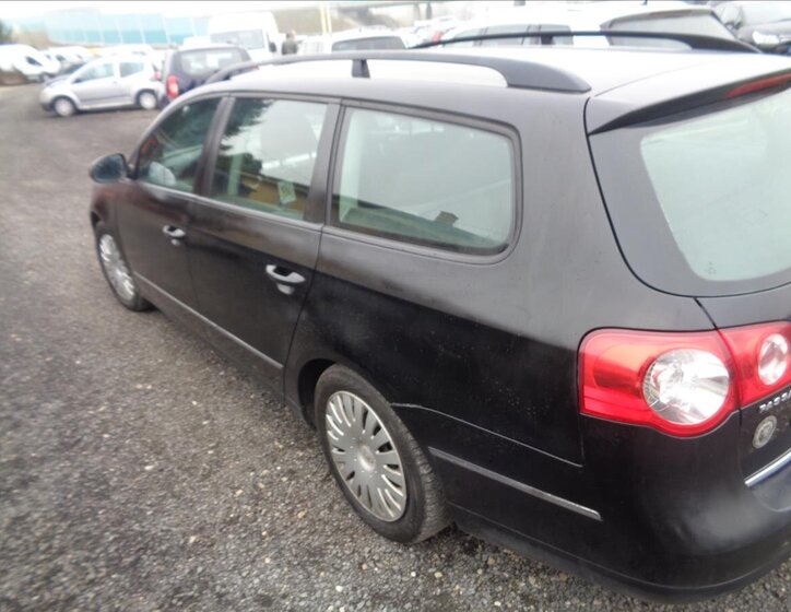 Volkswagen Passat Kombi 2,0 l 103 kw