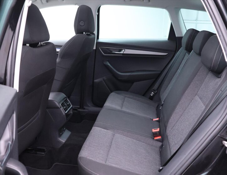 Škoda Karoq SUV / Terénní 999,0 85 kw